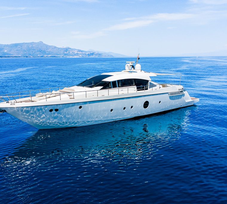 noleggio yacht in sicilia flotta yacht Noleggio Aicon 82 soaris - Noleggio yacht sicilia - affitto yacht sicilia - noleggio yacht catania - noleggio yacht sicilia - tour in barca sicilia tour in barca taormina tour in barca isole eolie Luxury yacht charter in Sicily with private boat tours to Taormina, Ortigia and the Aeolian Islands. Yacht rental Sicily with onboard chef, romantic dinners, day trips, bachelorette parties, and exclusive events at sea. Soaris Aicon 82 luxury yacht charter in Sicily with sun deck, private chef, photo shoot, and custom tours to Taormina, Ortigia and Aeolian Islands